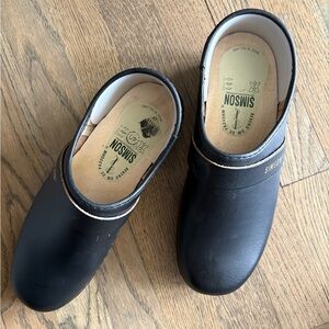 Black Leather Mules for Women